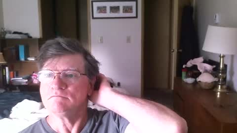 Snapshot of hg99too chatting on 07/04/26, 03:18 hg99too online show from 07/04/26, 03:18