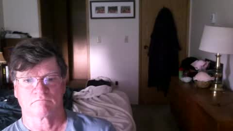 Snapshot of hg99too chatting on 07/05/26, 02:35 hg99too online show from 07/05/26, 02:35