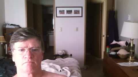 Snapshot of hg99too chatting on 07/13/26, 03:04 hg99too online show from 07/13/26, 03:04