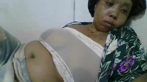 hheritinaa online show from 11/24/25, 08:25