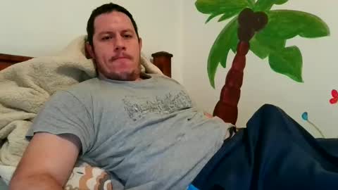 Snapshot of hhhcrh chatting on 01/12/25, 04:08 jafet online show from 01/12/25, 04:08