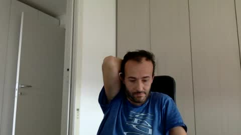 Snapshot of hhombre chatting on 07/13/26, 09:45 hhombre online show from 07/13/26, 09:45