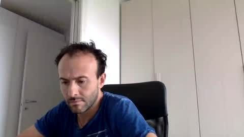 Snapshot of hhombre chatting on 07/23/26, 08:12 hhombre online show from 07/23/26, 08:12