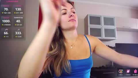 Lina online show from 09/15/25, 06:57