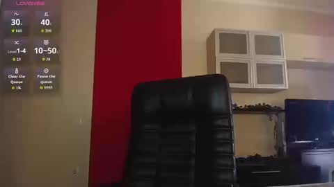 Lina online show from 03/13/26, 07:37