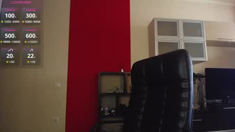 Lina online show from 03/30/26, 09:32