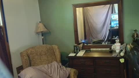 hidden_gold_milf online show from 10/28/25, 07:49