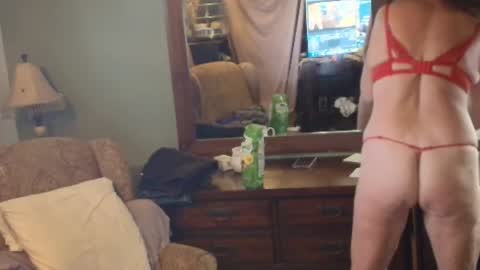 hidden_gold_milf online show from 11/22/25, 10:20