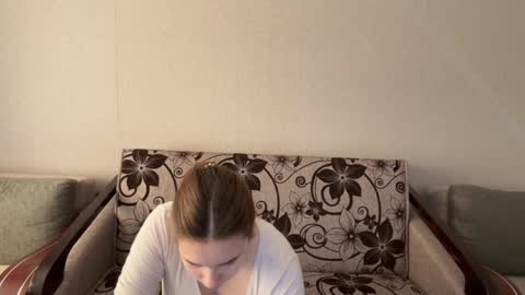 Snapshot of hidden_sin chatting on 04/05/26, 07:49 Anna Alex online show from 04/05/26, 07:49