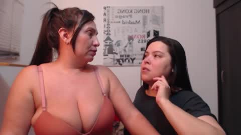 Tinna online show from 10/27/25, 11:20