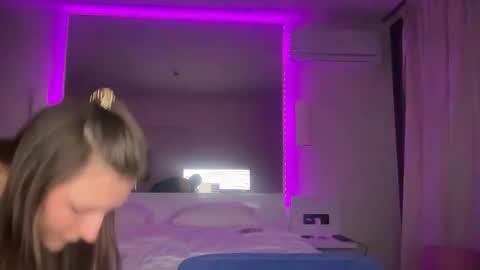 Snapshot of hiddenblossom chatting on 02/02/26, 04:27 S online show from 02/02/26, 04:27