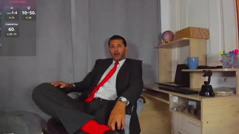 George online show from 04/28/26, 12:32