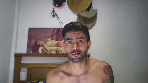 hideonbush online show from 09/08/25, 06:40