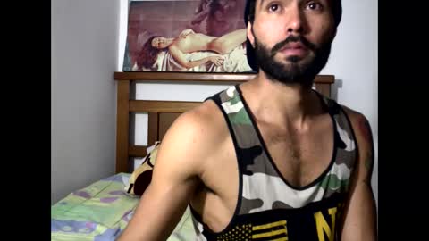 hideonbush online show from 12/01/25, 04:06