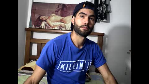 hideonbush online show from 12/17/25, 11:49