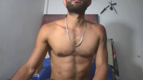 hideonbush online show from 03/11/26, 11:05