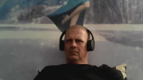 Snapshot of higflyorgazmus chatting on 11/09/25, 01:31 Highflyorgasm online show from 11/09/25, 01:31