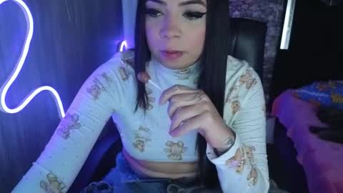 high online show from 03/25/26, 06:30