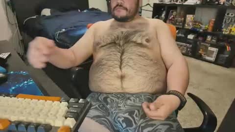 Snapshot of higuy527 chatting on 03/03/25, 08:11 Joe online show from 03/03/25, 08:11