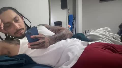 Snapshot of hihello400 chatting on 11/01/25, 11:07 hihello400 online show from 11/01/25, 11:07