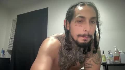 Snapshot of hihello4000 chatting on 11/16/25, 03:23 hihello4000 online show from 11/16/25, 03:23