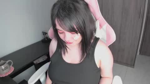 hikaru_arimura online show from 11/26/25, 12:17