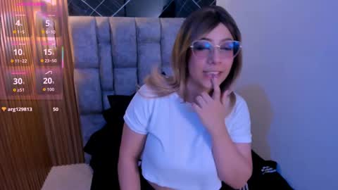 hikaru_dl online show from 09/08/25, 10:20