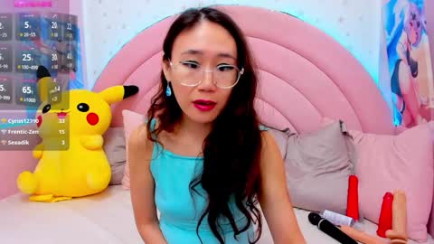 Snapshot of hikori_ chatting on 12/12/24, 04:48 Hikori online show from 12/12/24, 04:48