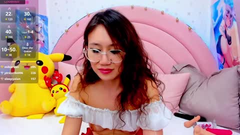 Snapshot of hikori_ chatting on 01/09/25, 04:41 Hikori online show from 01/09/25, 04:41