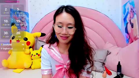 Snapshot of hikori_ chatting on 03/10/25, 04:49 Hikori online show from 03/10/25, 04:49