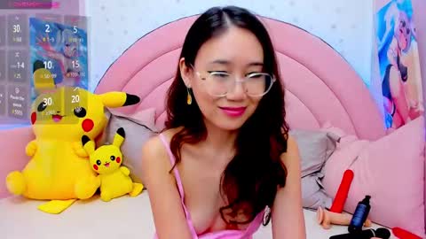 Snapshot of hikori_ chatting on 03/12/25, 04:41 Hikori online show from 03/12/25, 04:41