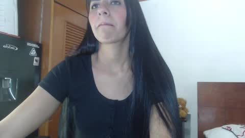 hilaril18 online show from 01/24/25, 03:11