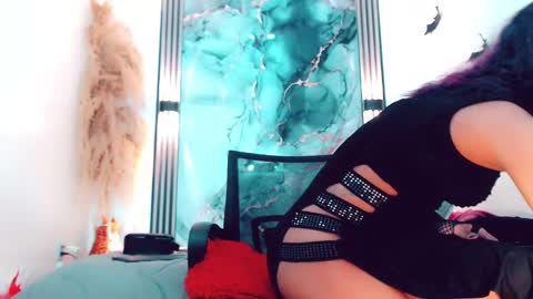 Hilary Avilan online show from 09/13/25, 07:13