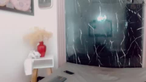 Hilary Avilan online show from 04/14/26, 07:09