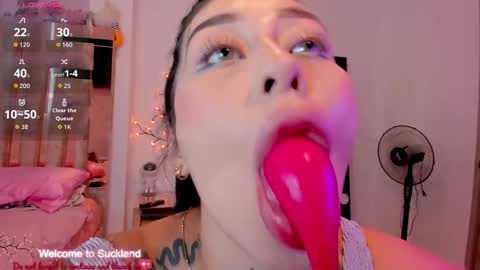 Snapshot of hilary_jones_22 chatting on 10/02/25, 08:16 LUNA new account  FOLLOW ME online show from 10/02/25, 08:16