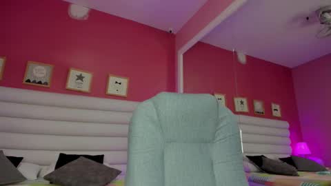 hilary_tailor online show from 11/11/25, 10:59