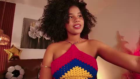 Snapshot of hilaryebony_ chatting on 06/23/26, 07:34 - 29p online show from 06/23/26, 07:34