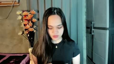 hilarymolly online show from 03/08/26, 01:58