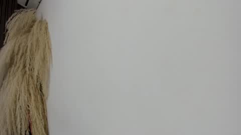 Hilary Thomsom online show from 02/12/26, 11:38