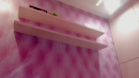  Hillary  online show from 03/04/25, 09:51