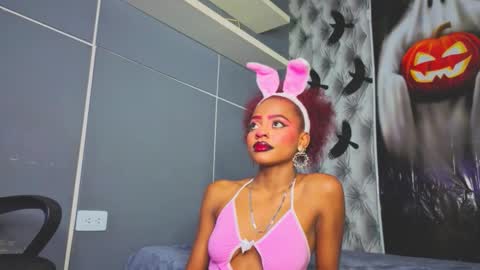  Hillary  online show from 10/29/25, 06:26