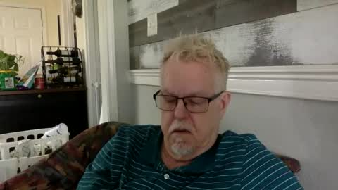 TwoDaddies online show from 02/18/26, 05:42