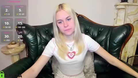 hilleva online show from 10/25/25, 07:38