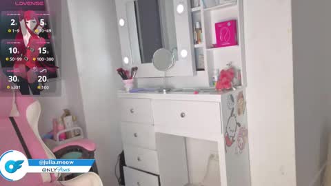 hillsdandarkie_44 online show from 09/11/25, 03:17