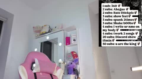 hillsdandarkie_44 online show from 10/18/25, 02:25