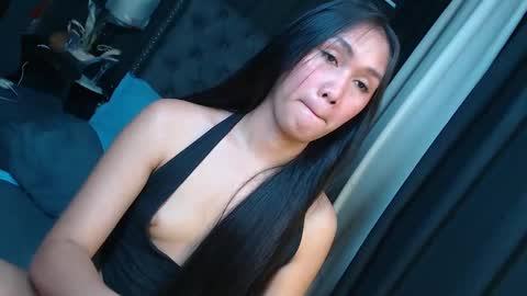 yuricah online show from 01/08/25, 09:12