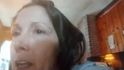 SparkledLooks online show from 02/10/25, 07:49