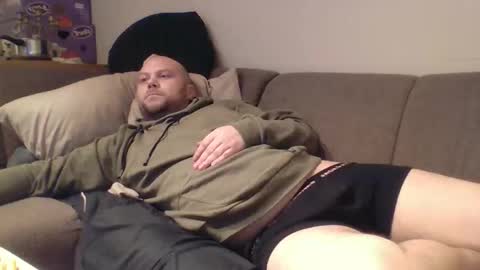 Himre online show from 10/04/25, 01:03