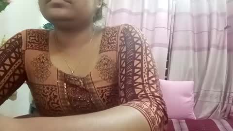 himuhimu22 online show from 03/06/25, 01:35