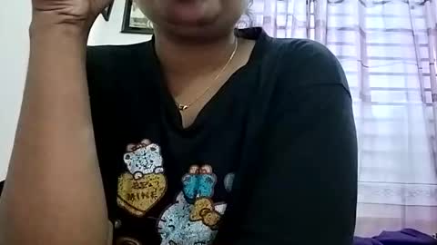 himuhimu22 online show from 11/14/25, 10:14